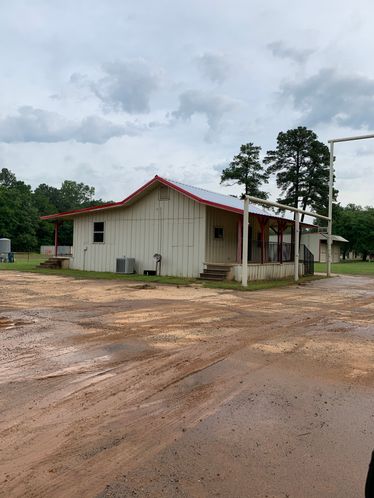 1315 S I -20 Serv Rd, Waskom, TX 75692